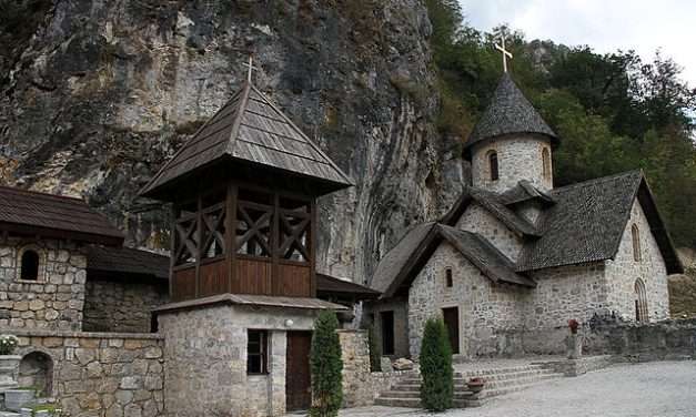 Manastir Kumanica, duhovni graničar