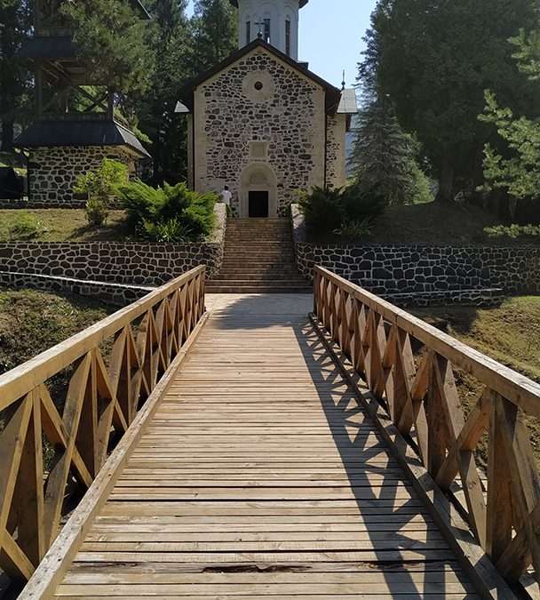 Manastir Vozuća, vaskrs hrama od sedam vekova